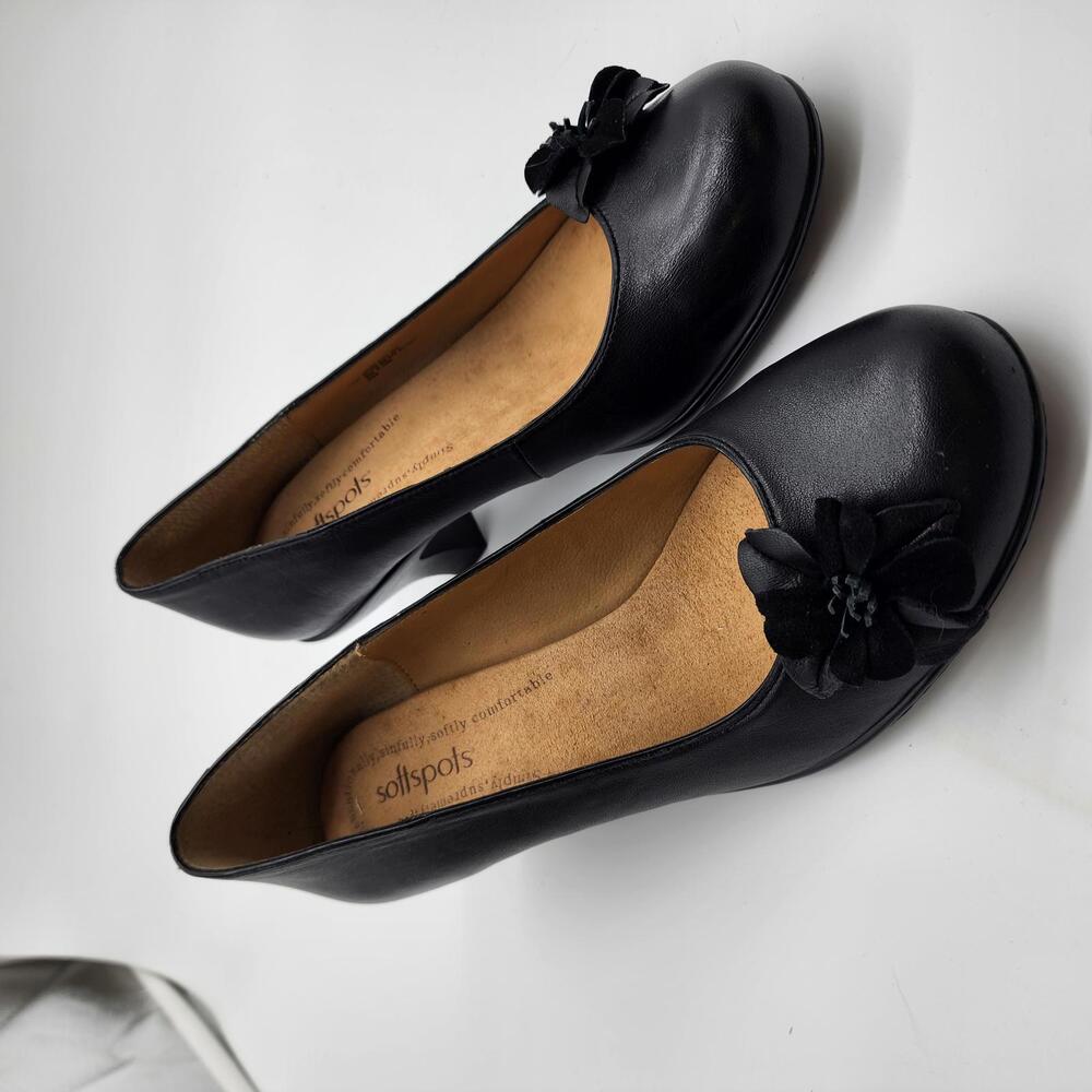 New Softspots (or Soft-Shoe by Medicus) Black Leather Tulip Ballet Flats 10 W
